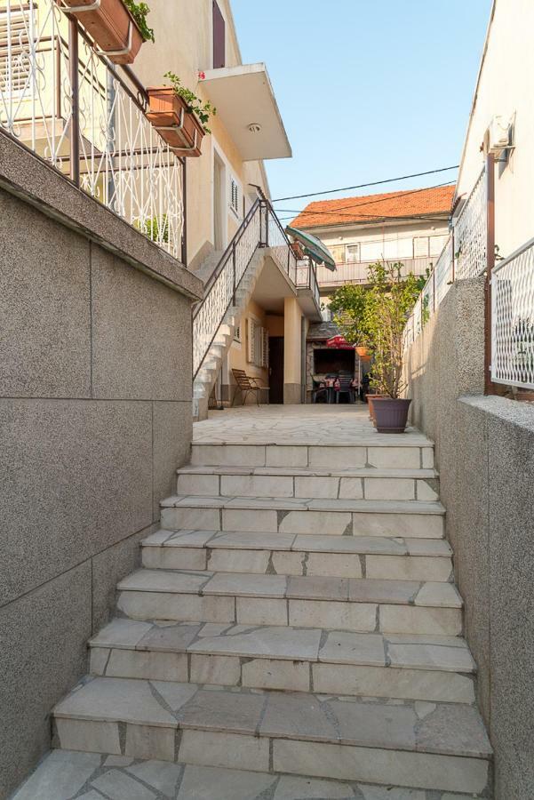 Apartment Danijela II Шибеник Экстерьер фото